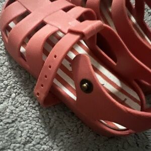 Pehr Sandals - pls read description!